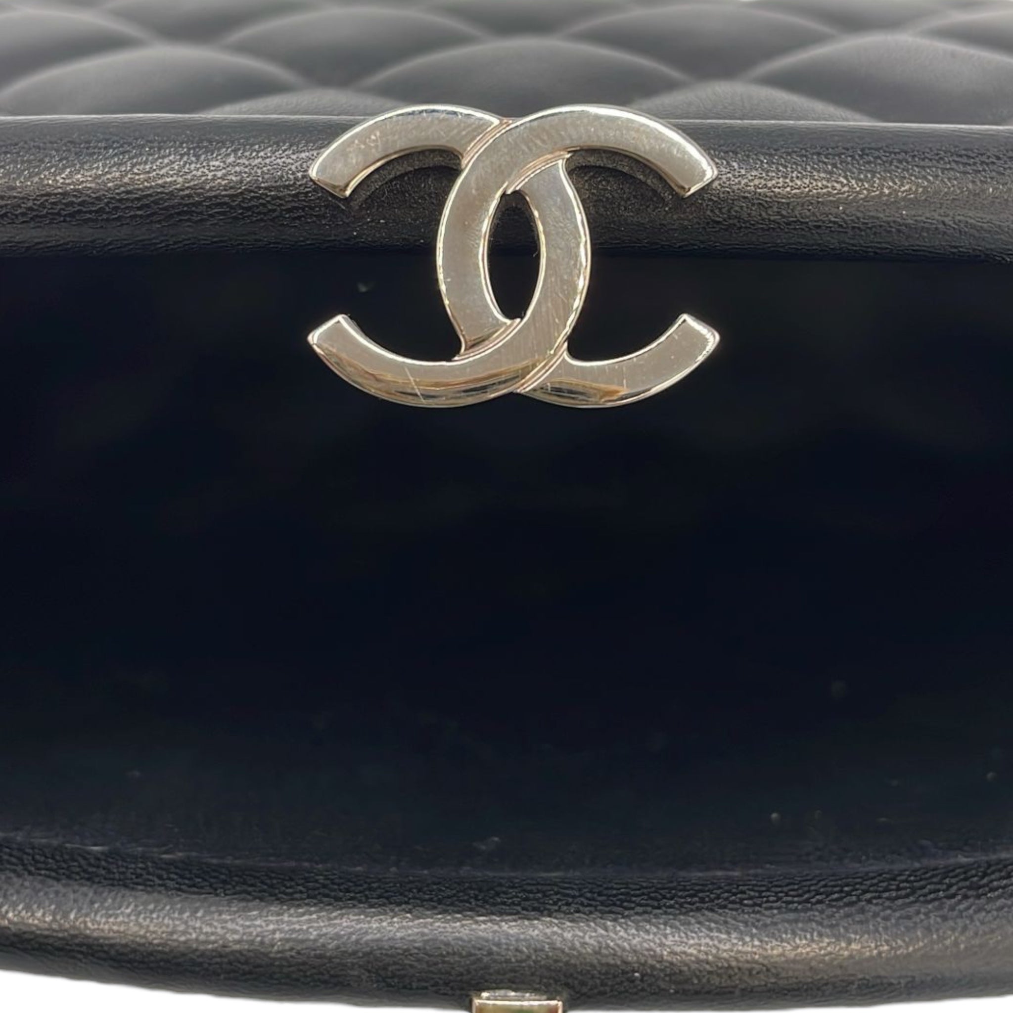 Chanel Clutch Black Lambskin Gold