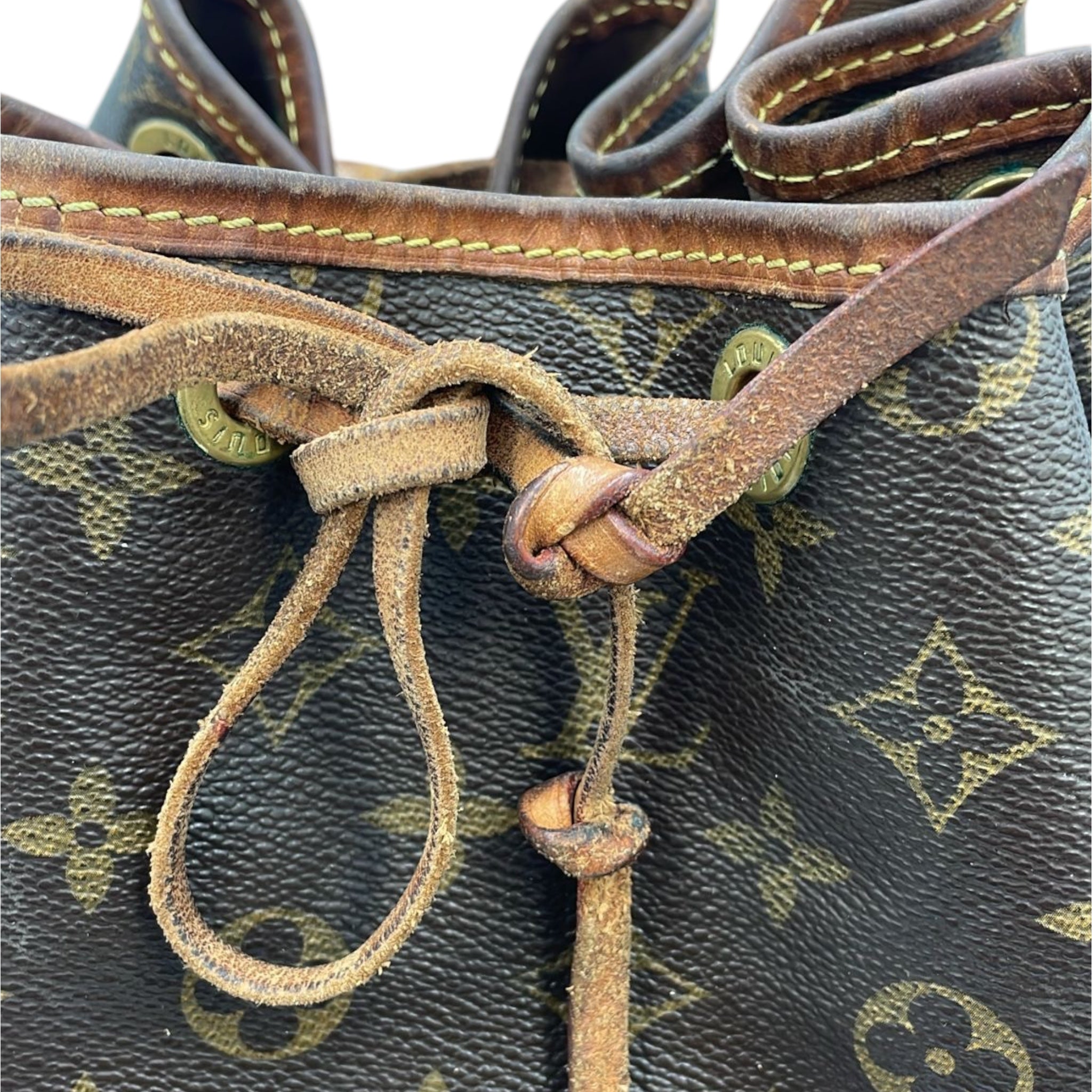 Louis Vuitton Grand Noé Monogram Canvas